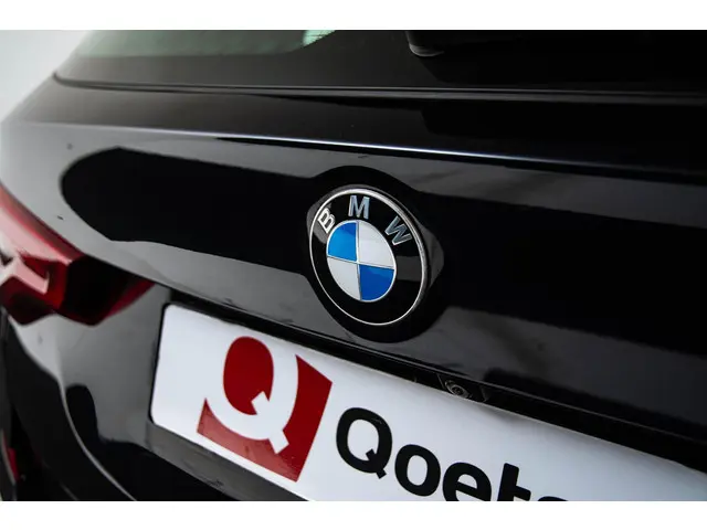 BMW X3 xDrive20i High Executive 2018 Benzine 25