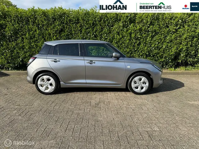 Suzuki Swift 1.2 Select Smart Hybrid 2024 Benzine 6