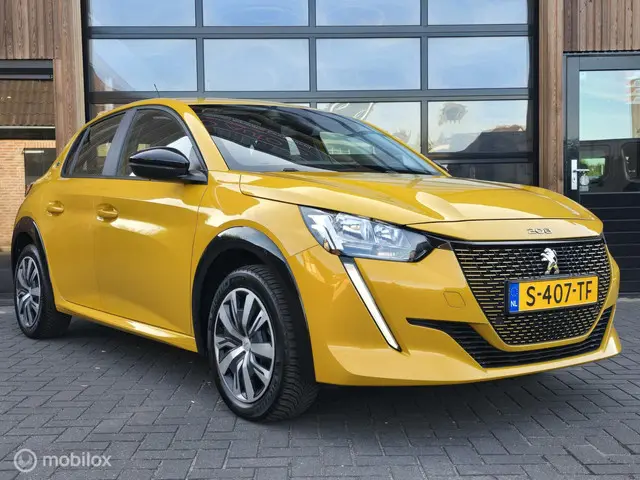 Peugeot e-208 EV Active 50 kWh 2023 Elektrisch 4