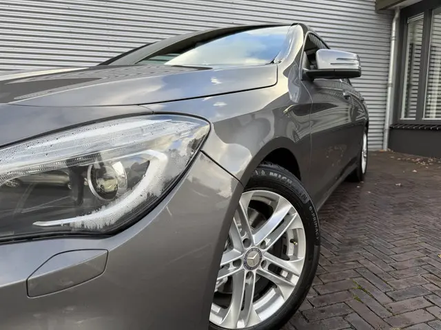 Mercedes-Benz CLA 180 Ambition 2013 Benzine 2