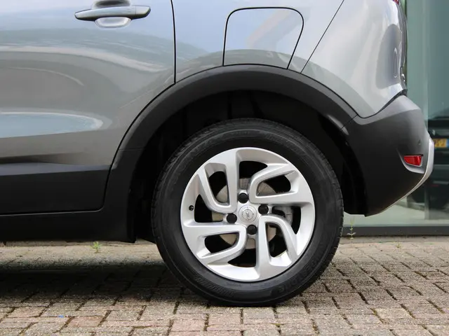 Opel Crossland X 1.2 Turbo Innovation 2018 Benzine 24
