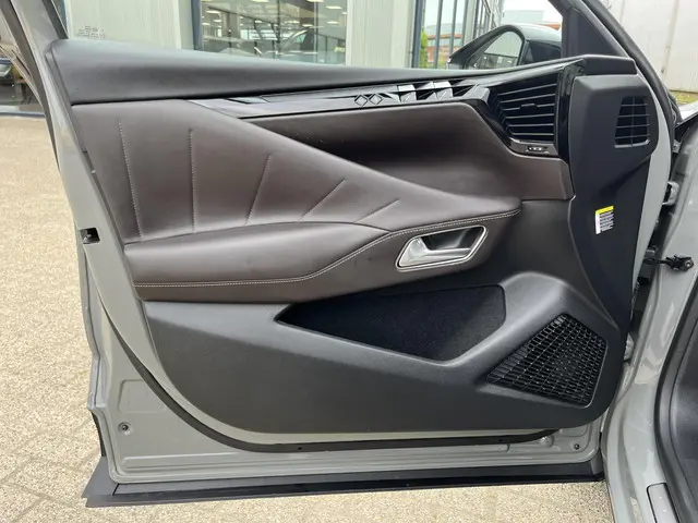 DS DS 4 E-Tense La Première 2022 Hybride Benzine 17