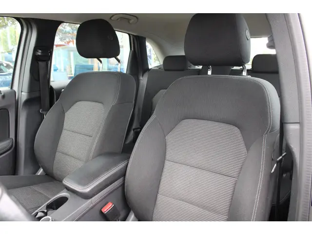 Mercedes-Benz B-Klasse 180 Ambition 2018 Benzine 10