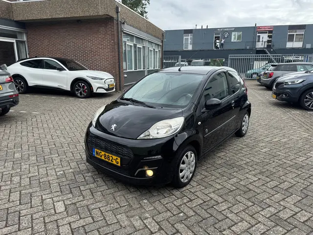 Peugeot 107 1.0 Sportium 2012 Benzine 14