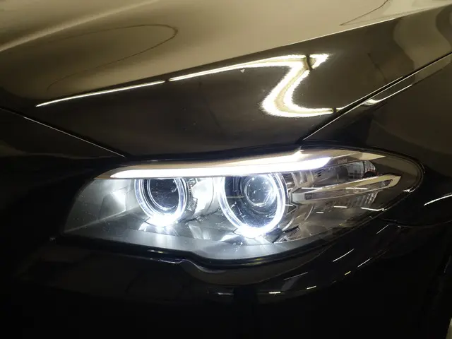 BMW 5 Serie 528i High Executive Iuxury Aut- 2014 Benzine 31