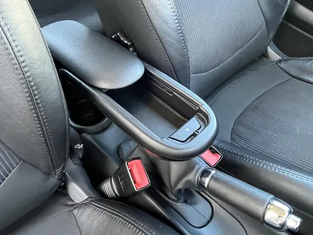 MINI One 1.6 Chili 2014 Benzine 53