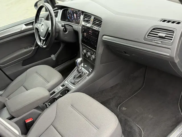 Volkswagen e-Golf e-Golf 2019 Elektrisch 15