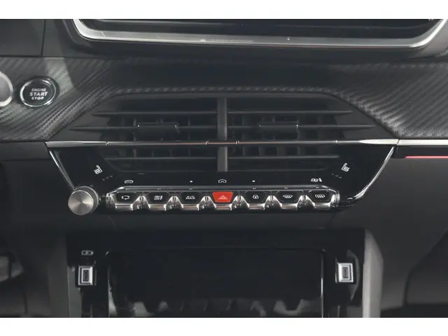 Peugeot 2008 PureTech 130 EAT8 GT 2024 Benzine 49