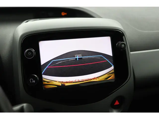 Toyota Aygo 1.0 VVT-i x-joy 2020 Benzine 9