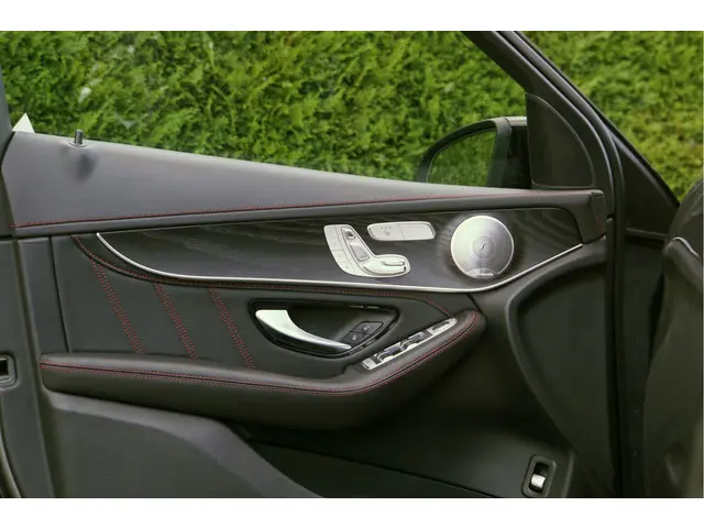 Mercedes-Benz GLC AMG GLC 43 4MATIC Night 2018 Benzine 31