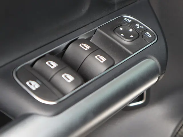 Mercedes-Benz EQA 250+ AMG Line 71 kWh 2025 Elektrisch 17