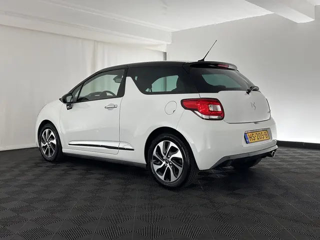 DS DS 3 1.6 BlueHDi Business 2015 Diesel 4