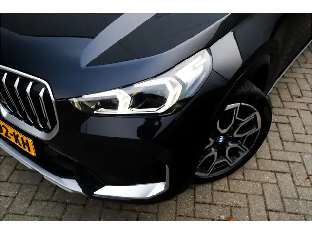 BMW X1 sDrive18i 2023 Benzine 52