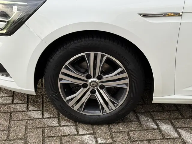 Renault Mégane Estate 1.5 dCi Limited 2018 Diesel 5