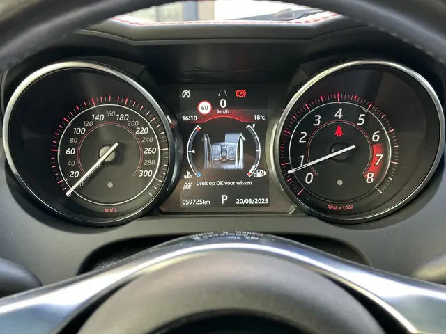 Jaguar F-Type P300 RWD R-Dynamic 2020 Benzine 4