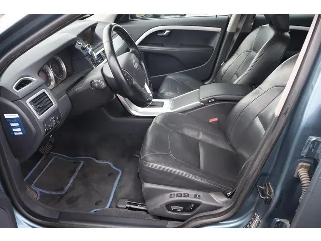 Volvo V70 2.0 D4 Summum 2013 Diesel 19