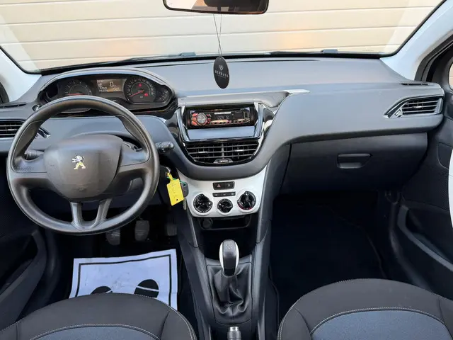 Peugeot 208 1.0 VTi LIKE 2014 Benzine 9