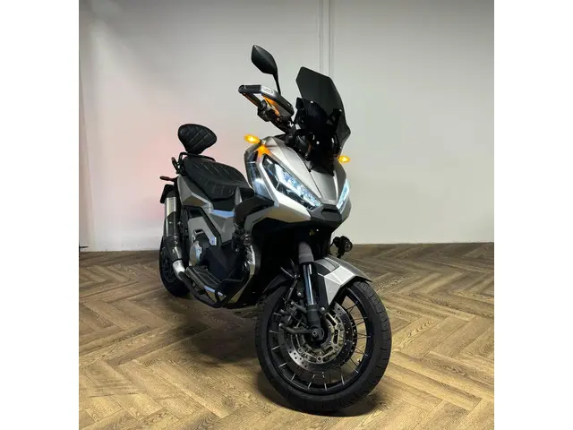 Honda NC 750 Scooter X-ADV KEYLESS LED AKRA! 2021 Benzine 4