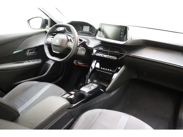 Peugeot 208 1.2 PureTech Allure 2022 Benzine 3