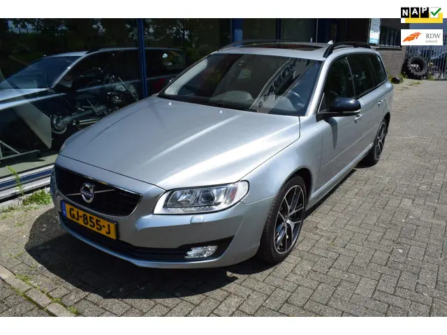 Volvo V70 2.0 T5 Dynamic Edition automaat 2015 Benzine 1