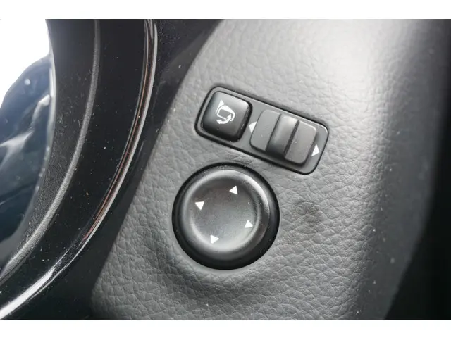 Nissan QASHQAI 1.2 Tekna 2016 Benzine 23