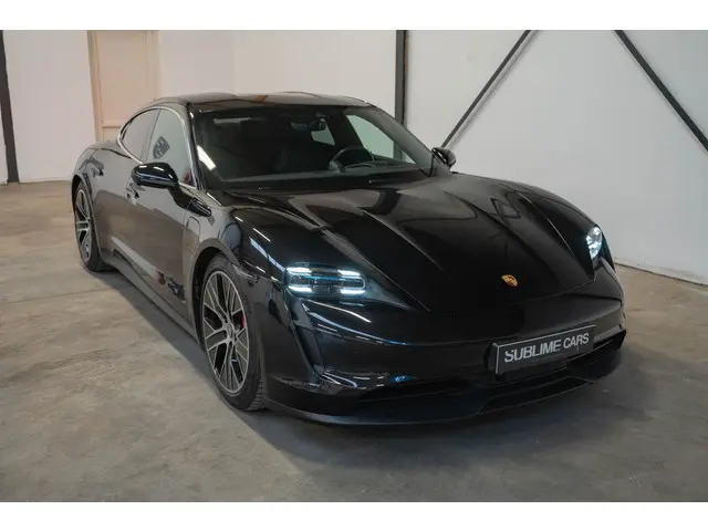 Porsche Taycan 4S Performance 84 kWh 2020 Elektrisch 38