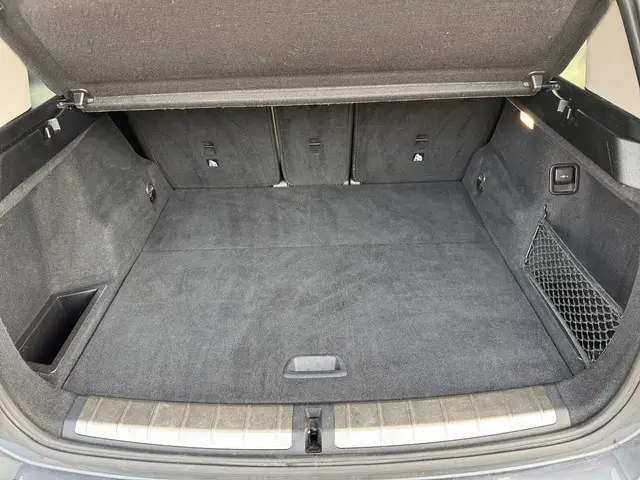 BMW X1 sDrive18i High Executive Aut- 2017 Benzine 25