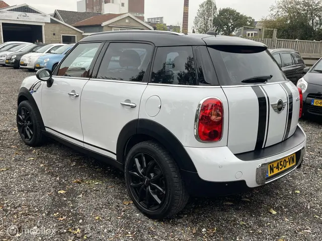 MINI Countryman 1.6 Cooper Knockout Edition 2015 Benzine 8