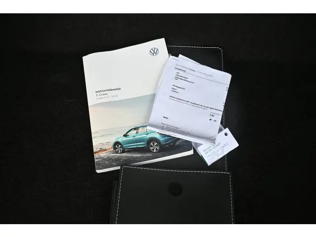 Volkswagen T-Cross 1.0 TSI Life 2021 Benzine 29