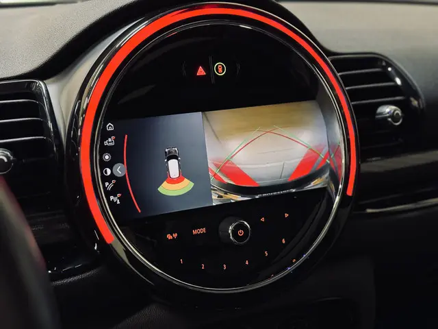 MINI Clubman Mini 1.5 Cooper Richmond Park 2021 Benzine 18