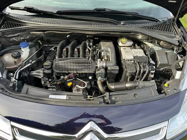 Citroën C3 1.2 PureTech Selection AUTOMAAT 2017 Benzine 12
