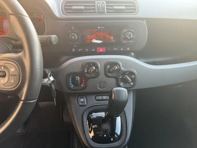 Fiat Panda 0.9 TwinAir Lounge automaat 2017 Benzine 16