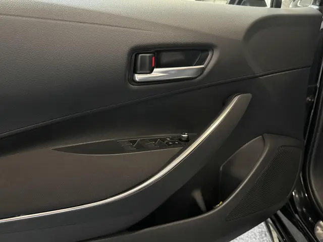 Toyota Corolla 1.8 Hybrid TeamD 2022 Hybride Benzine 40