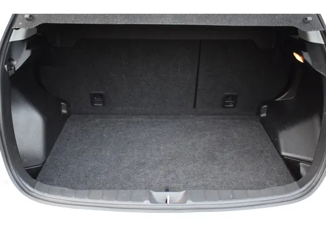 Mitsubishi ASX 1.6 Cleartec Intense 2016 Benzine 18