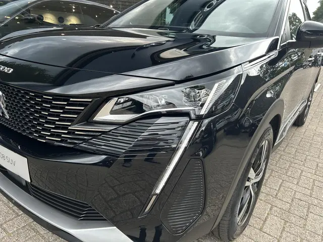 Peugeot 3008 1.6 HYbrid 225 GT 2023 Hybride Benzine 46