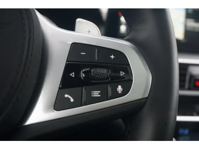 BMW 5 Serie Touring 530e 2024 Hybride Benzine 17