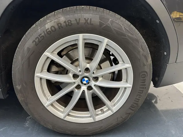BMW X3 xDrive30i High Executive 2018 Benzine 34