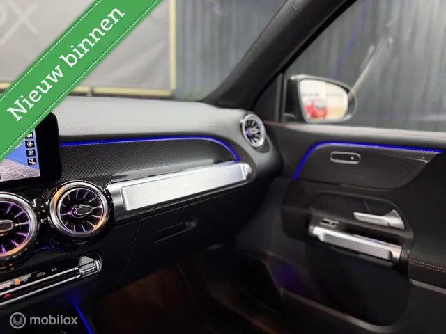 Mercedes-Benz GLB 200 AMG Line 2022 Benzine 30