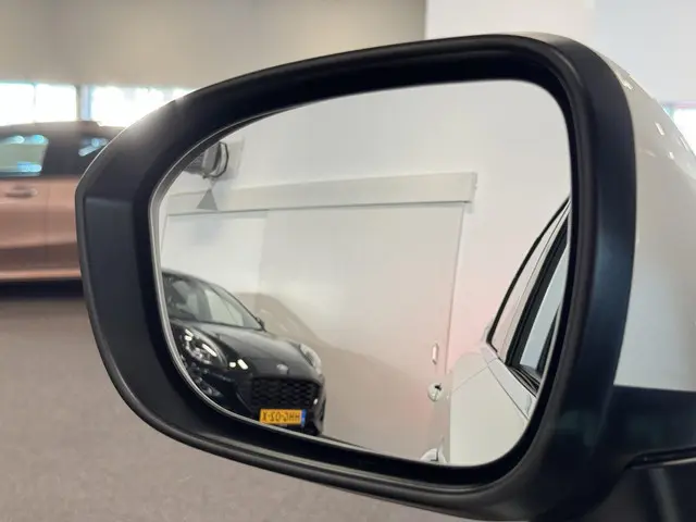 Nissan QASHQAI 1.3 MHEV Xtronic 2023 Benzine 23