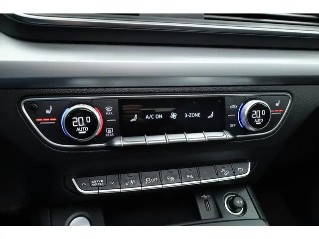 Audi Q5 50 TFSI e 2021 Hybride Benzine 35