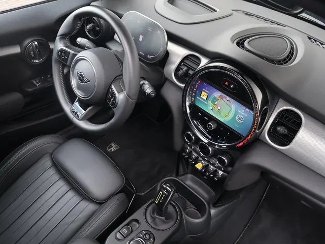 MINI Electric Mini MINI Yours 33 kWh 2023 Elektrisch 29