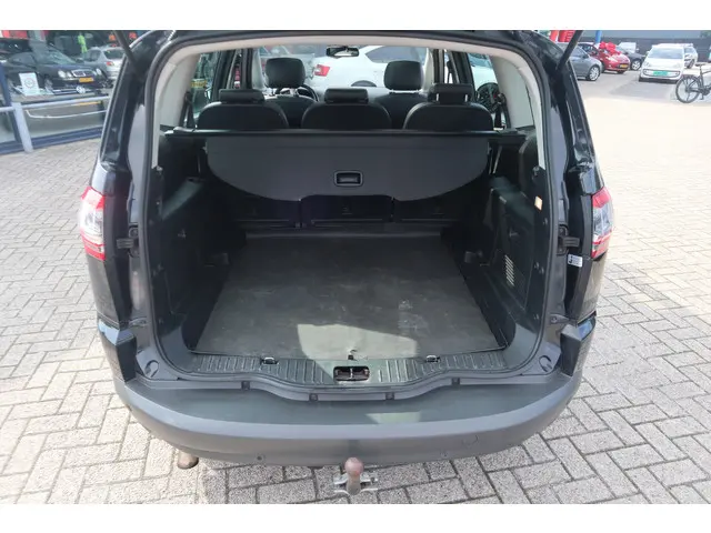 Ford S-Max 1.6 EcoBoost Platinum 2015 Benzine 14