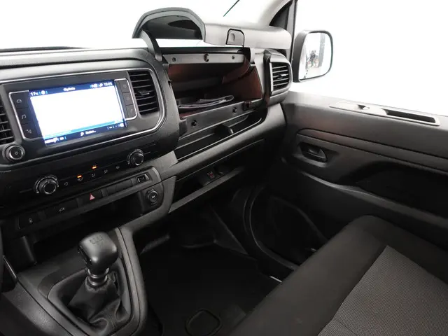 Peugeot Expert 1.5 BlueHDI L2 2023 Diesel 20