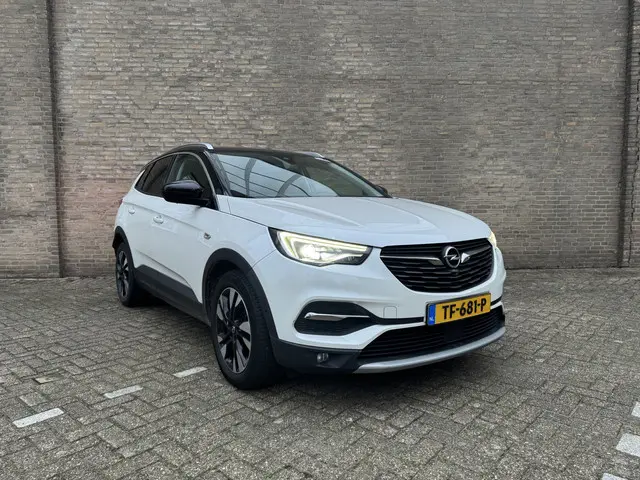 Opel Grandland X 2