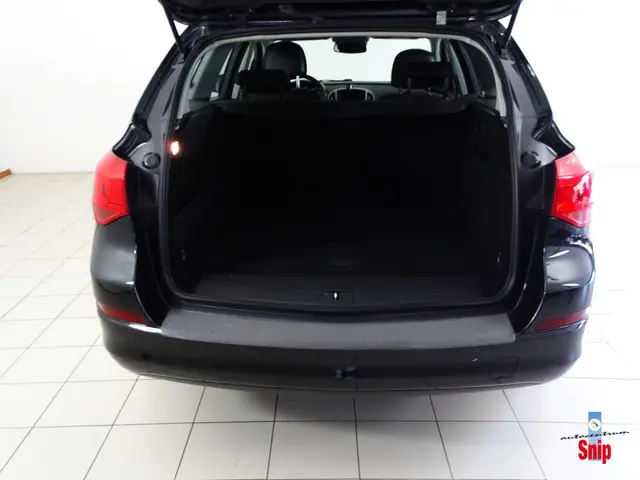 Opel Astra Sports Tourer 1.4 Cosmo 2012 Benzine 14