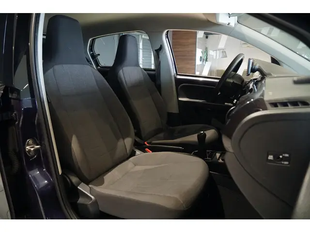 Volkswagen up! 1.0 move up! BlueMotion 2016 Benzine 19