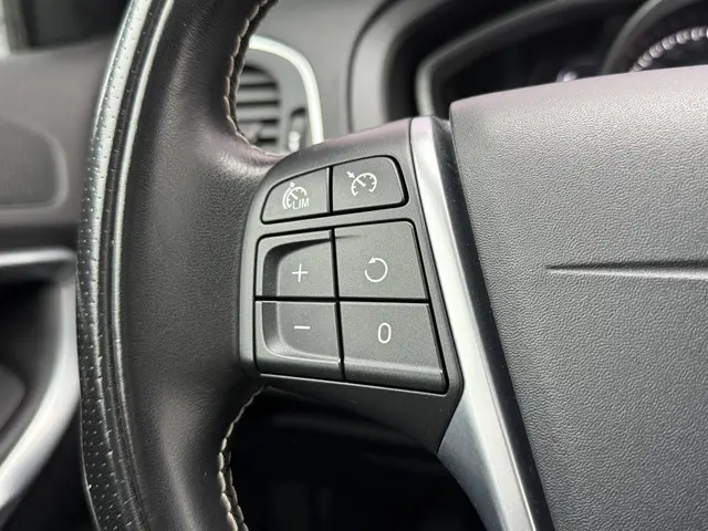 Volvo V40 1.5 T3 Polar+ Sport 2020 Benzine 19