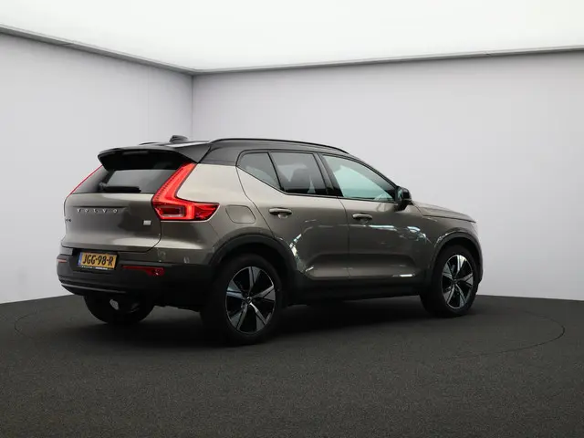 Volvo XC40 1.5 T4 Recharge R-Design 2022 Hybride Benzine 2