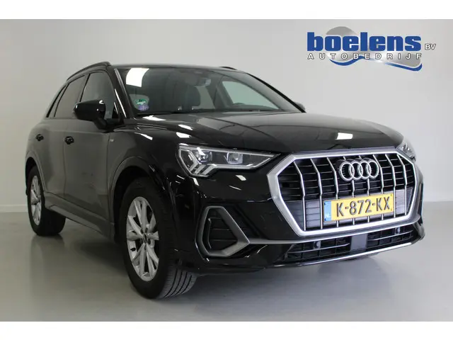 Audi Q3 35 TFSI S edition 2021 Benzine