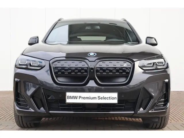 BMW iX3 3